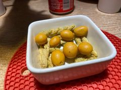开胃小菜-李子坝梁山鸡(北碚万达五鸡哥店)