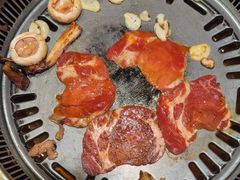 -梨花自助烤肉(西三旗万象汇黑金店)