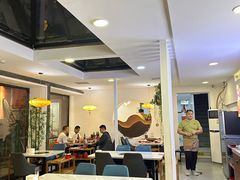 -毛辣果·贵州红酸汤牛肉火锅(西单店)