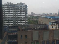 -绿地风尚天地广场