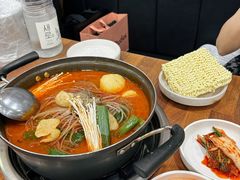 -元堂脊骨土豆汤(明洞2号店)