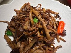 -吴越荣记苏州菜·松鼠桂鱼(月光码头店)
