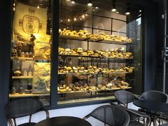 面包甜点陈列柜-面包谷Grains n' Beans(九号公馆店)