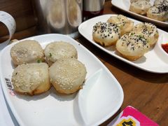 -小杨生煎(白玉兰广场店)