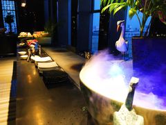 -唐拉雅秀酒店-西锦汇空中BBQ·思创餐厅