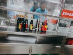 -华威达牛庄(黄埔大道西店)
