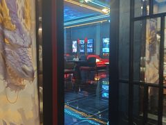 -屋有岛沉浸游戏旗舰店(中山公园店)