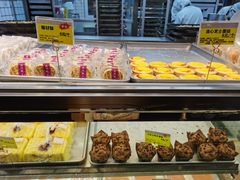 -鲍师傅糕点(江苏路店)