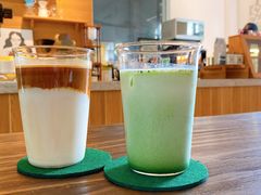抹茶拿铁-彳亍咖啡·这里(水湾路店)