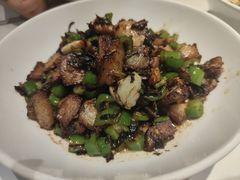 -楚山晓·湖北菜(武汉光谷K11店)