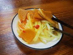 -宫廷药膳罐罐面(兴庆路店)