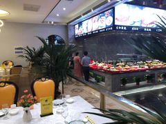 -皇宫大酒店
