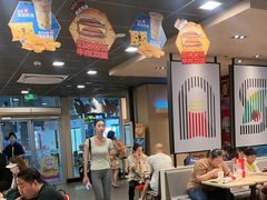 -麦当劳(轻轨曹杨路店)