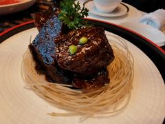 江南酥小牛-运·中餐厅(成都华尔道夫酒店)