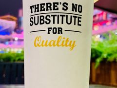畅饮杯-The Habit Burger Grill 哈比特汉堡(爱琴海店)