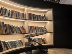 -涨巢·潮玩水疗局