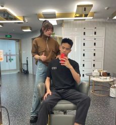 -即型男士理发工作室