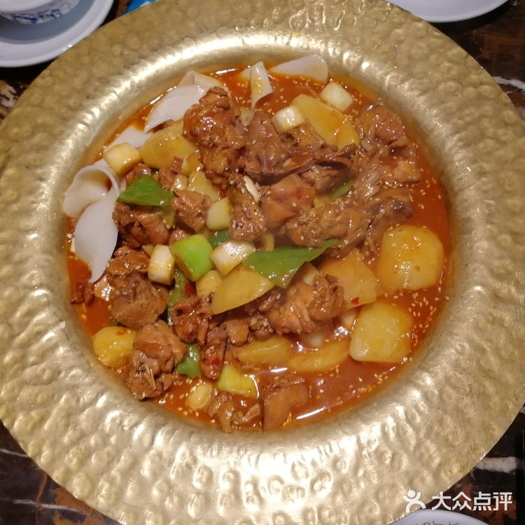 店里只有我一桌，后来断断续续来了几桌