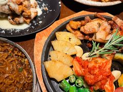 -Fuzzy Bistro 浮几韩餐·茶酒馆