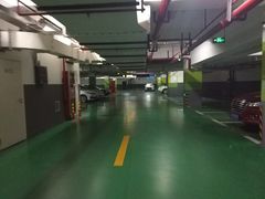 -汇智国际商业中心·停车场