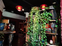 -大匠工房古船木艺术餐厅·猪肚鸡专门店(长白仙岛店)