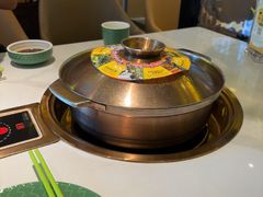 -润园四季椰子鸡火锅(卓越INTOWN店)