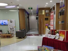 -雅悦齿科(顾村公园店)