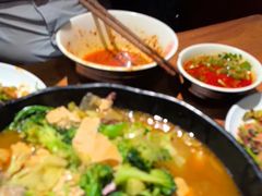 -万记麻辣烫国展总店