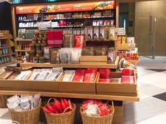 -诚品(信义店)