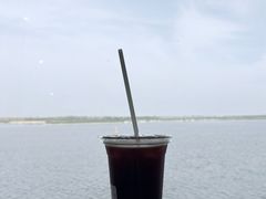 -抱抱地球咖啡馆(国家海洋博物馆店)