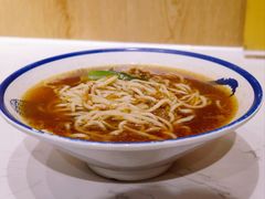 -傻根大肉面(三美店)