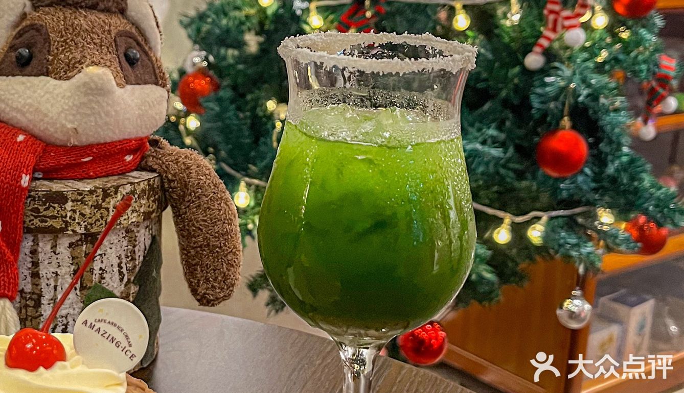 遥遥领先！11月的广州已经吃上了圣诞刨冰