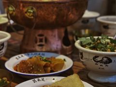 -成都你六姐·牛肉冒菜(上海环宇荟店)