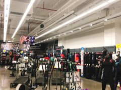 店内环境-迪卡侬(民族东店)