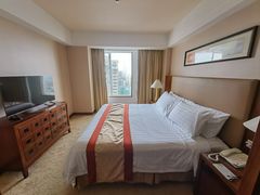 -汕尾巴黎半岛酒店