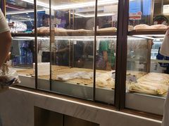 面包甜点陈列柜-奈雪的茶(湖滨银泰in77C区PRO店)