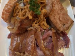 肉类拼盘-皇冠自酿啤酒坊(中国红街5号楼店)