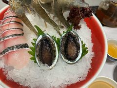 -红鼎豆捞·非遗鲍皇汤火锅(宝丰路店)