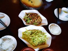-温汤大酒店餐厅