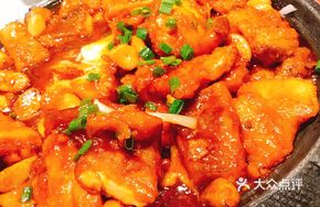 Braised Salmon with Sauce