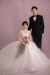 -雪中彩影婚纱摄影·微光艺术中心