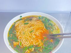 -文山荷鲜居(翠湖店)