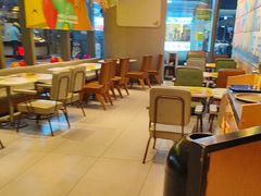 -乐凯撒披萨(汇港购物中心店)
