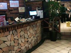 -何师烧烤·香辣蟹·川菜·30年老品牌(太古里旗舰店)