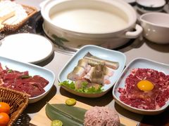 -四点金粥底火锅(沂州里店)