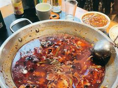 -小饕荟雅安贡椒鱼鲜馆(广福桥店)