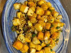 -六福烧烤酒馆(秦隆步行街店)