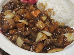 土豆牛肉盖浇饭-阳阳中国饭(北京荟聚店)