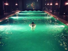 -丽思卡尔顿酒店泳池(金融街店)