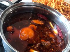 -何鲜菇火锅(大营盘店)